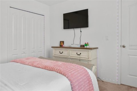 Villa ou maison à vendre à Haines City, Floride: 4 chambres, 301.93 m2 № 2120711 - photo 11