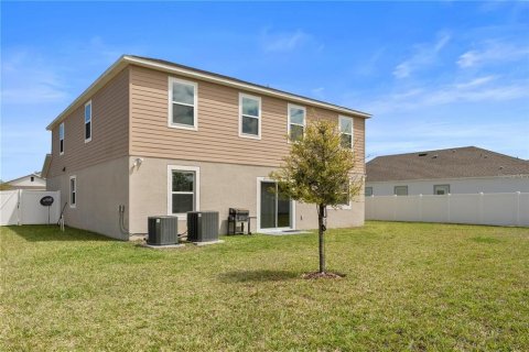 Villa ou maison à vendre à Haines City, Floride: 4 chambres, 301.93 m2 № 2120711 - photo 22