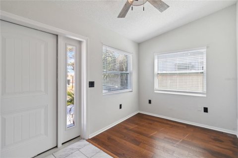 House in Englewood, Florida 3 bedrooms, 141.58 sq.m. № 1732466 - photo 6
