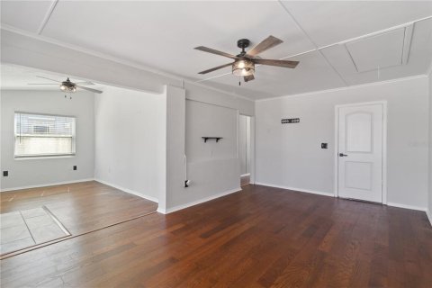 House in Englewood, Florida 3 bedrooms, 141.58 sq.m. № 1732466 - photo 10