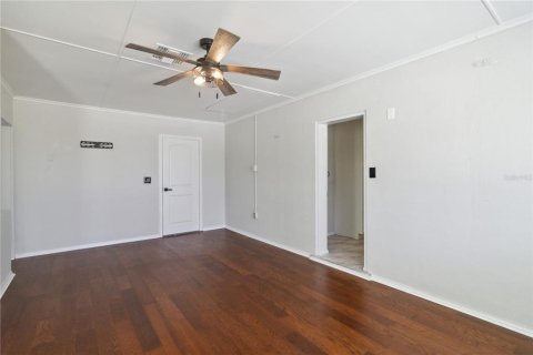 House in Englewood, Florida 3 bedrooms, 141.58 sq.m. № 1732466 - photo 9
