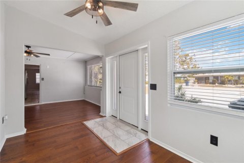House in Englewood, Florida 3 bedrooms, 141.58 sq.m. № 1732466 - photo 8