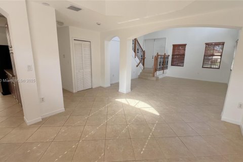 Купить виллу или дом в Майами, Флорида 4 спальни, 278.43м2, № 1957975 - фото 21