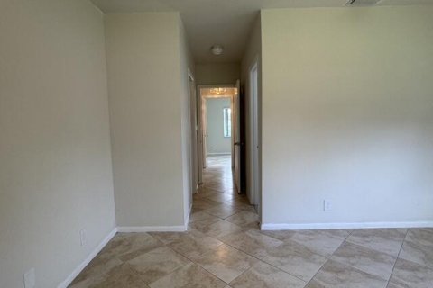 Villa ou maison à vendre à Tamarac, Floride: 3 chambres, 143.16 m2 № 2388449 - photo 13
