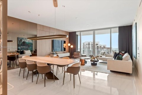 Condominio en venta en Miami, Florida, 3 dormitorios, 285.95 m2 № 1381515 - foto 9