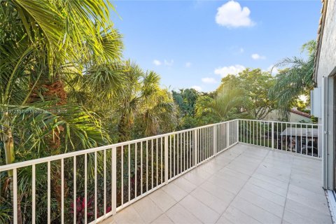 Villa ou maison à vendre à Pembroke Pines, Floride: 4 chambres, 233.46 m2 № 1973871 - photo 25