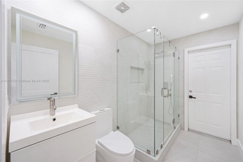 Villa ou maison à vendre à Pembroke Pines, Floride: 4 chambres, 233.46 m2 № 1973871 - photo 27