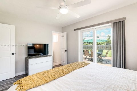 Купить виллу или дом в Дания-Бич, Флорида 4 спальни, 169.55м2, № 2010654 - фото 15