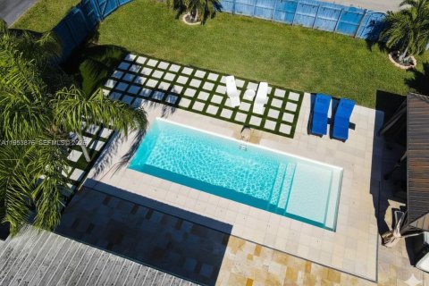 Купить виллу или дом в Дания-Бич, Флорида 4 спальни, 169.55м2, № 2010654 - фото 28