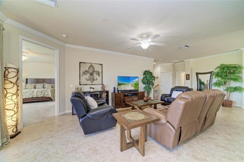 Copropriété à vendre à Bradenton, Floride: 3 chambres, 195.84 m2 № 2419306 - photo 14