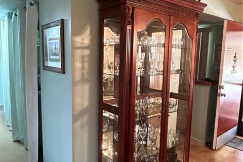 Купить кондоминиум в Ротонда, Флорида 7 комнат, 103.86м2, № 1917789 - фото 10