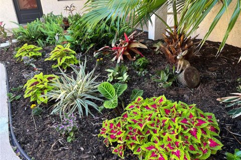 Купить кондоминиум в Ротонда, Флорида 7 комнат, 103.86м2, № 1917789 - фото 5