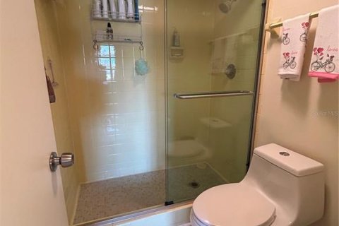 Купить кондоминиум в Ротонда, Флорида 7 комнат, 103.86м2, № 1917789 - фото 13