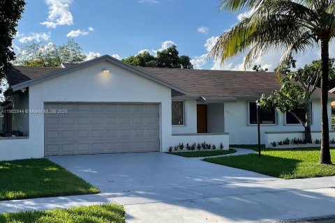 Villa ou maison à Palmetto Bay, Floride 3 chambres, 172.33 m2 № 2016951