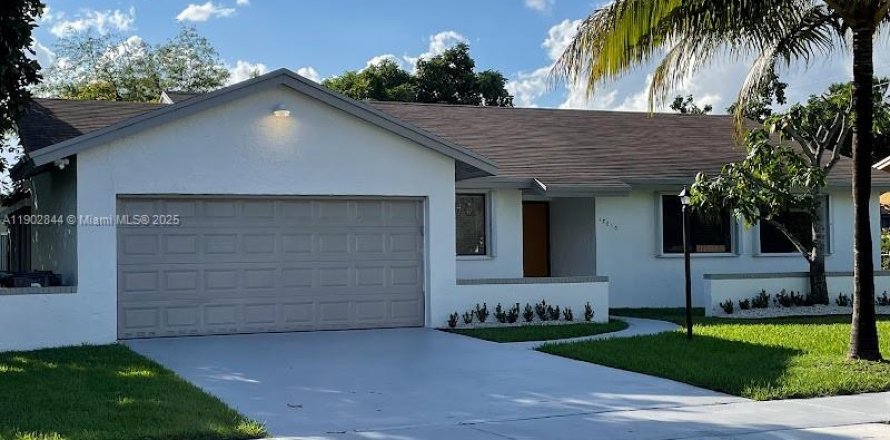 Villa ou maison à Palmetto Bay, Floride 3 chambres, 172.33 m2 № 2016951