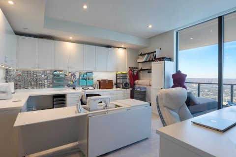 Купить кондоминиум в Майами, Флорида 4 спальни, 324.41м2, № 2027638 - фото 15