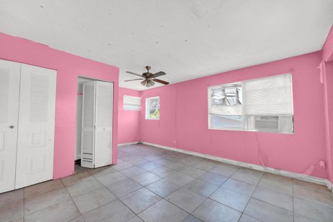 House in Boynton Beach, Florida 3 bedrooms, 107.77 sq.m. № 2176534 - photo 12