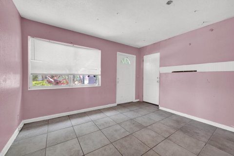 House in Boynton Beach, Florida 3 bedrooms, 107.77 sq.m. № 2176534 - photo 4