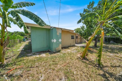 House in Boynton Beach, Florida 3 bedrooms, 107.77 sq.m. № 2176534 - photo 13