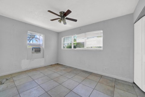 House in Boynton Beach, Florida 3 bedrooms, 107.77 sq.m. № 2176534 - photo 9