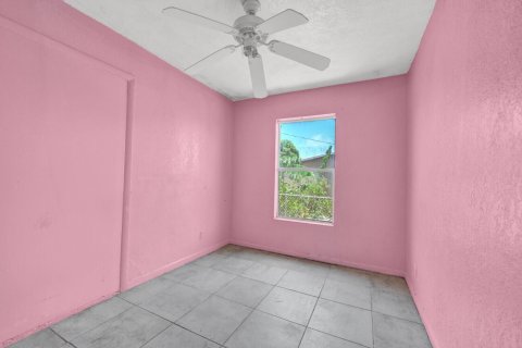 House in Boynton Beach, Florida 3 bedrooms, 107.77 sq.m. № 2176534 - photo 8
