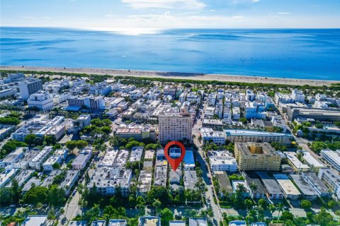 Снять в аренду кондоминиум в Майами-Бич, Флорида 1 спальня, 52.58м2, № 1957739 - фото 23