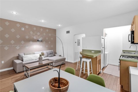 Снять в аренду кондоминиум в Майами-Бич, Флорида 1 спальня, 52.58м2, № 1957739 - фото 7