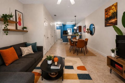 Condo in Gainesville, Florida, 2 bedrooms № 2115257 - photo 17