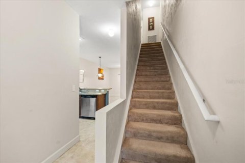Condo in Gainesville, Florida, 2 bedrooms № 2115257 - photo 19
