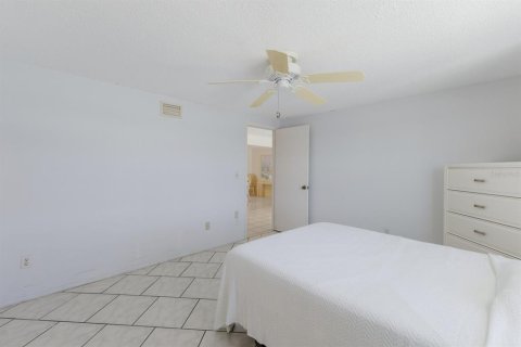 Casa en venta en Bradenton, Florida, 3 dormitorios, 182.92 m2 № 1880935 - foto 15