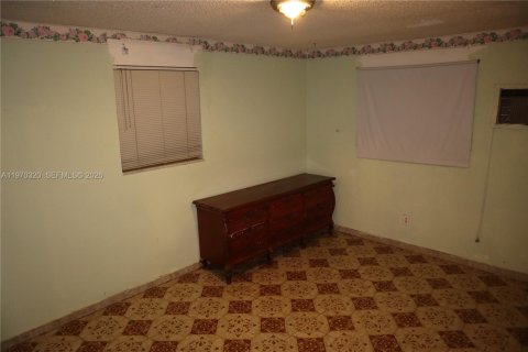 Villa ou maison à vendre à Miami, Floride: 3 chambres, 164.07 m2 № 2036227 - photo 14