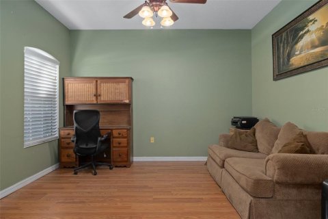 House in Weeki Wachee, Florida 5 bedrooms, 288.65 sq.m. № 1793003 - photo 9