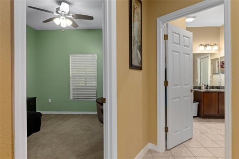 House in Weeki Wachee, Florida 5 bedrooms, 288.65 sq.m. № 1793003 - photo 27