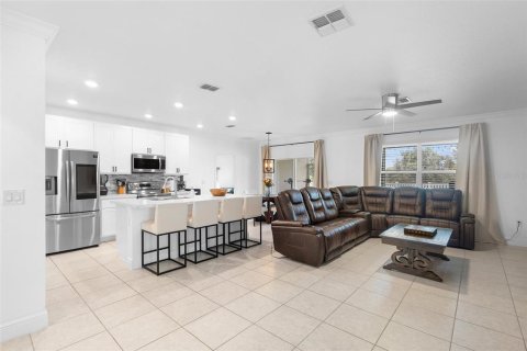 Casa en venta en Mascotte, Florida, 3 dormitorios, 170.01 m2 № 1745044 - foto 5