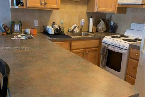 Купить кондоминиум в Холливуд, Флорида 1 спальня, 50.17м2, № 2046436 - фото 19