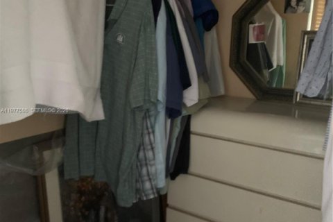 Купить кондоминиум в Холливуд, Флорида 1 спальня, 50.17м2, № 2046436 - фото 15