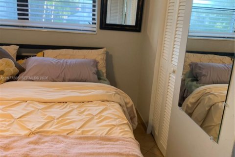 Купить кондоминиум в Холливуд, Флорида 1 спальня, 50.17м2, № 2046436 - фото 28