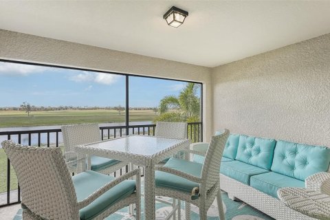 Condo in Bradenton, Florida, 2 bedrooms in LAKEWOOD NATIONAL  № 1428920 - photo 11