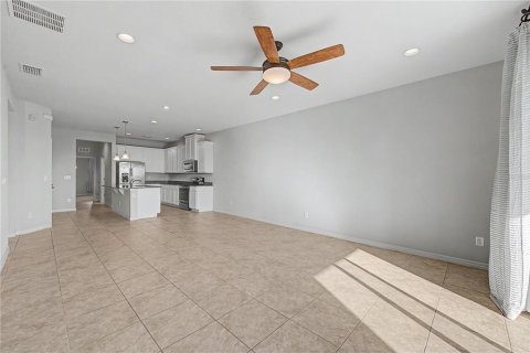 Casa en venta en Land O' Lakes, Florida, 3 dormitorios, 143.81 m2 № 2215889 - foto 6