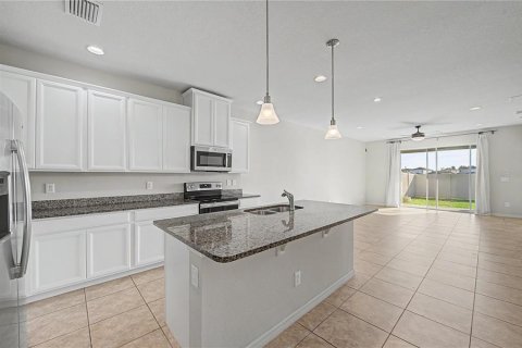 Casa en venta en Land O' Lakes, Florida, 3 dormitorios, 143.81 m2 № 2215889 - foto 14