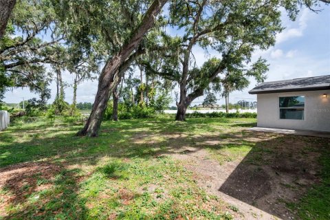 House in Seffner, Florida 4 bedrooms, 140.84 sq.m. № 1791208 - photo 24
