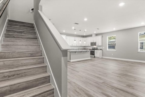 Casa en venta en Sanford, Florida, 4 dormitorios, 205.59 m2 № 2095000 - foto 3
