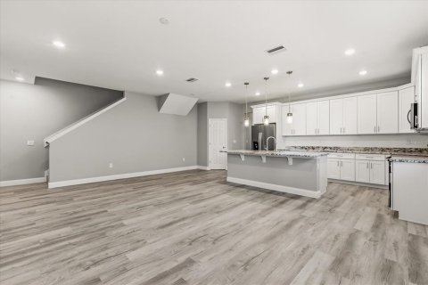 Casa en venta en Sanford, Florida, 4 dormitorios, 205.59 m2 № 2095000 - foto 5