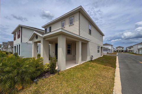 House in Apopka, Florida 3 bedrooms, 174.56 sq.m. № 1587355 - photo 26