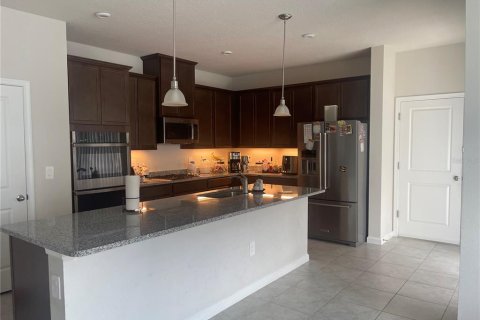 House in Apopka, Florida 3 bedrooms, 174.56 sq.m. № 1587355 - photo 2