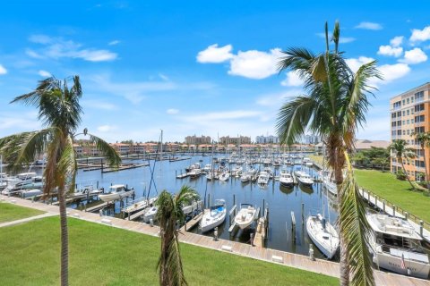 Condo in Punta Gorda, Florida, 2 bedrooms  № 1680858 - photo 23