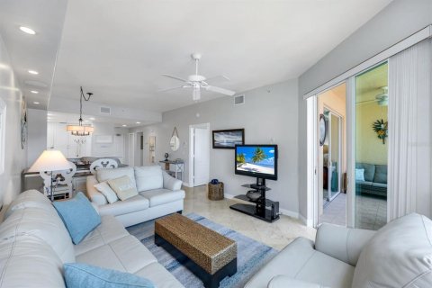 Condo in Punta Gorda, Florida, 2 bedrooms  № 1680858 - photo 9