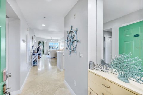 Condo in Punta Gorda, Florida, 2 bedrooms  № 1680858 - photo 8