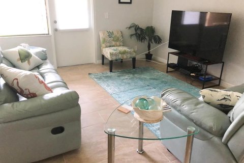Condominio en venta en Clearwater, Florida, 1 dormitorio, 52.49 m2 № 2211366 - foto 5