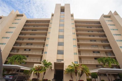 Condominio en venta en Clearwater, Florida, 1 dormitorio, 52.49 m2 № 2211366 - foto 2